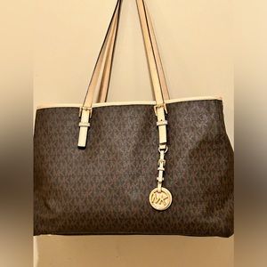 Michael Kors Bag-Brown Signature Monogram Tote, Brown/Tan